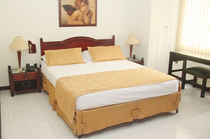 Ribera Del Rio Av 2Da Norte Aparthotel Cali Exterior photo