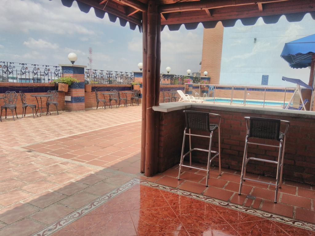 Ribera Del Rio Av 2Da Norte Aparthotel Cali Exterior photo