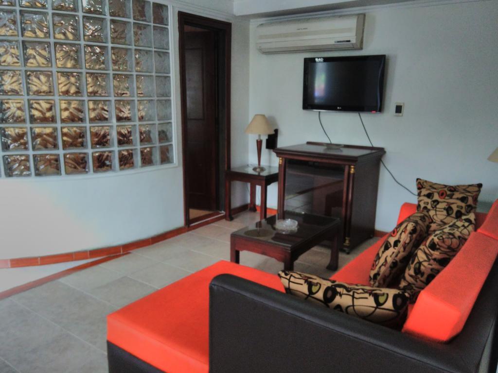 Ribera Del Rio Av 2Da Norte Aparthotel Cali Exterior photo