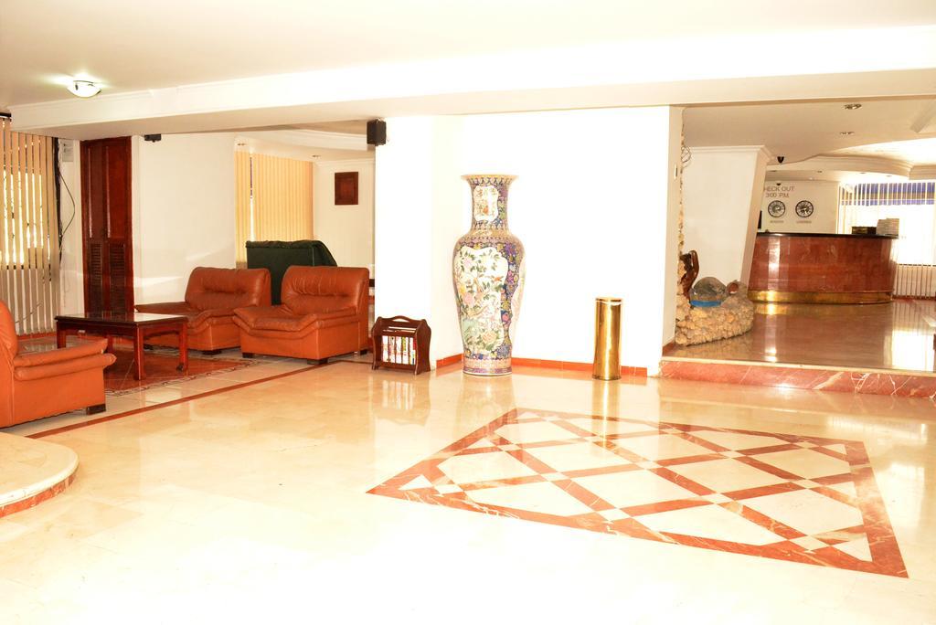 Ribera Del Rio Av 2Da Norte Aparthotel Cali Exterior photo